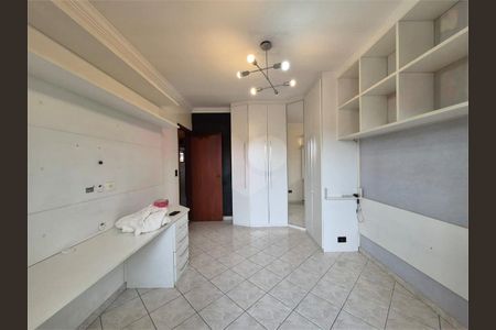 Casa à venda com 3 quartos, 134m² em Vila Fiat Lux, São Paulo