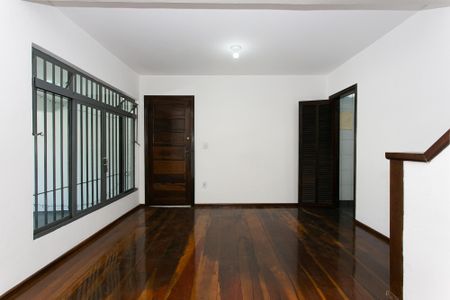 Casa 1 - Sala de casa à venda com 6 quartos, 250m² em Vila Cruz das Almas, São Paulo