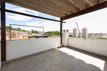 Casa à venda com 250m², 6 quartos e 2 vagasTerraço