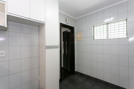 Casa à venda com 250m², 6 quartos e 2 vagasCasa 1 - Cozinha
