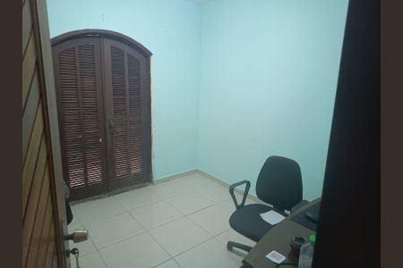 Casa à venda com 3 quartos, 175m² em Serra Grande, Niterói