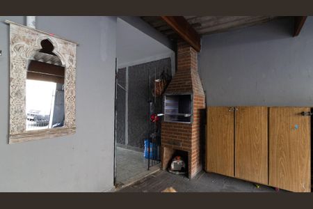 Casa à venda com 185m², 3 quartos e 2 vagas Casa à venda com 185m², 3 quartos e 2 vagasChurrasqueira