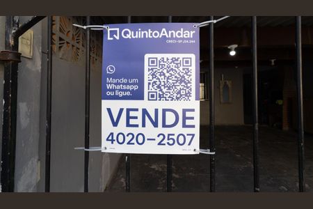 Casa à venda com 185m², 3 quartos e 2 vagas Casa à venda com 185m², 3 quartos e 2 vagasPlaquinha