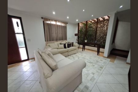 Casa de Condomínio à venda com 5 quartos, 538m² em Taquara, Rio de Janeiro