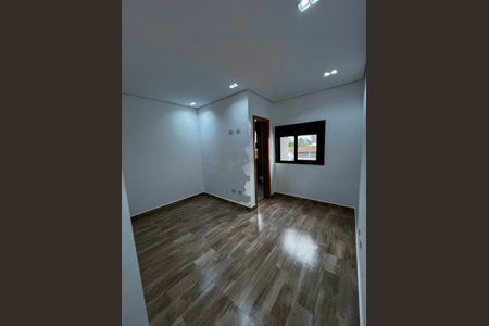 Casa à venda com 3 quartos, 197m² em Vila Carrão, São Paulo