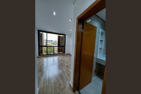 Casa à venda com 3 quartos, 197m² em Vila Carrão, São Paulo