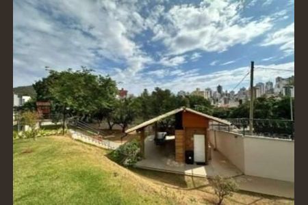 Apartamento à venda com 128m², 3 quartos e 3 vagas