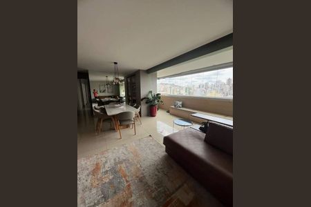 Apartamento à venda com 3 quartos, 128m² em Buritis, Belo Horizonte
