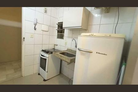 Apartamento à venda com 32m², 1 quarto e sem vaga