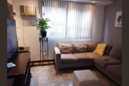 Casa à venda com 3 quartos, 240m² em Badu, Niterói