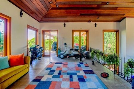 Casa à venda com 471m², 3 quartos e 4 vagas