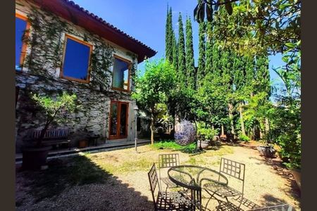 Casa à venda com 471m², 3 quartos e 4 vagas