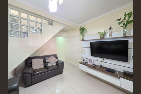 Casa à venda com 4 quartos, 160m² em Vila Salete, São Paulo