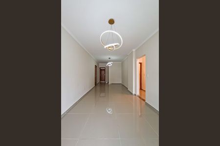 Apartamento para alugar com 118m², 3 quartos e 2 vagas Apartamento para alugar com 118m², 3 quartos e 2 vagasSala