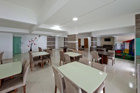 Apartamento para alugar com 118m², 3 quartos e 2 vagas Apartamento para alugar com 118m², 3 quartos e 2 vagasÁrea comum - Salão de festas