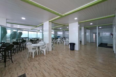 Apartamento para alugar com 118m², 3 quartos e 2 vagas Apartamento para alugar com 118m², 3 quartos e 2 vagasÁrea comum - Piscina