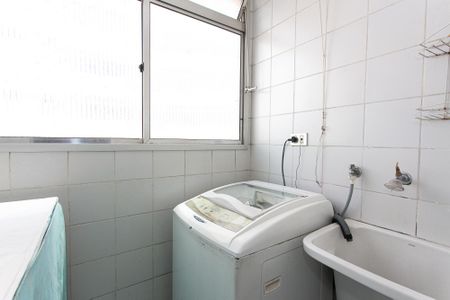 Apartamento à venda com 63m², 3 quartos e 1 vagaÁrea de Serviço