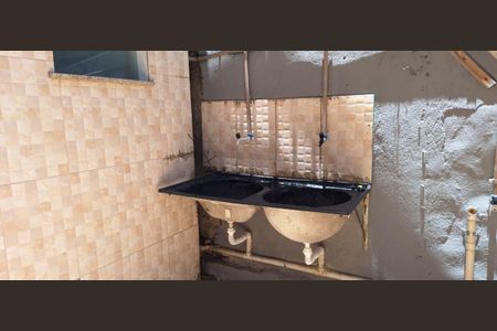 Casa à venda com 140m², 2 quartos e sem vaga