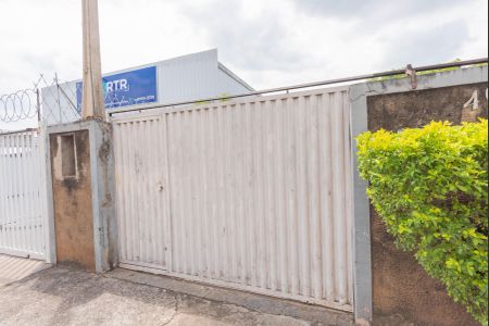 Casa à venda com 94m², 2 quartos e 4 vagasFachada