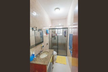 Casa à venda com 94m², 2 quartos e 4 vagasBanheiro