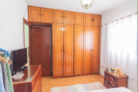 Casa à venda com 94m², 2 quartos e 4 vagasSuíte