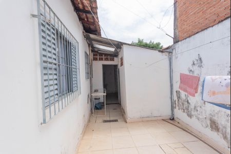 Casa à venda com 94m², 2 quartos e 4 vagasQuintal