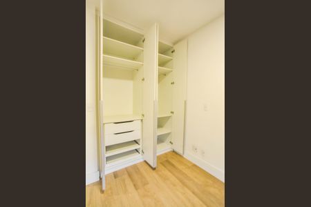 Apartamento para alugar com 42m², 1 quarto e 1 vaga Apartamento para alugar com 42m², 1 quarto e 1 vagaQuarto