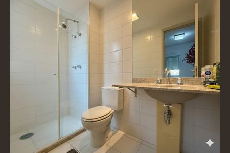 Apartamento para alugar com 180m², 3 quartos e 3 vagasBanheiro Suíte 1