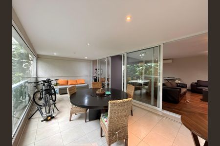 Varanda de apartamento à venda com 3 quartos, 180m² em Campo Belo, São Paulo