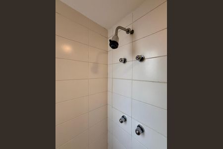 Apartamento para alugar com 180m², 3 quartos e 3 vagasBanheiro Suíte 1