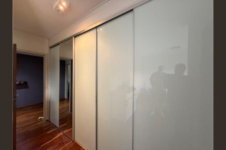 Apartamento para alugar com 180m², 3 quartos e 3 vagasCloset Suíte 2