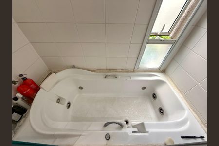 Apartamento para alugar com 180m², 3 quartos e 3 vagasBanheiro Suíte 2