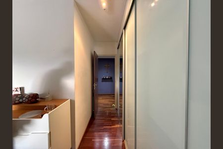 Apartamento para alugar com 180m², 3 quartos e 3 vagasCloset Suíte 2