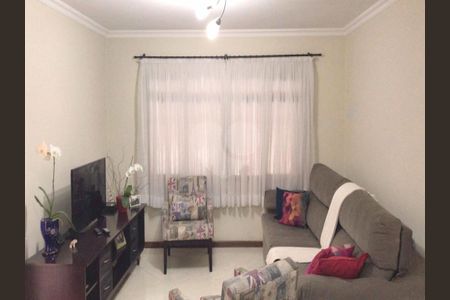 Casa à venda com 3 quartos, 140m² em Jardim Cláudia, São Paulo