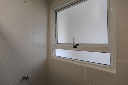 Apartamento para alugar com 46m², 2 quartos e 1 vaga Apartamento para alugar com 46m², 2 quartos e 1 vagaBanheiro