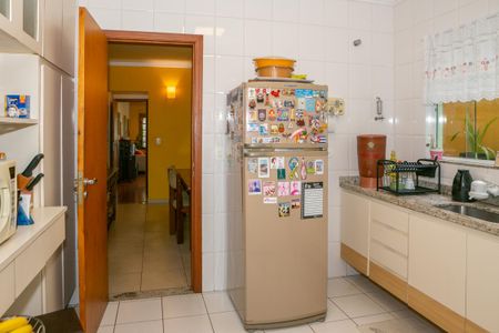 Casa à venda com 215m², 3 quartos e 3 vagasCozinha