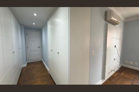 Apartamento à venda com 200m², 4 quartos e 4 vagas Apartamento à venda com 200m², 4 quartos e 4 vagasFoto 19