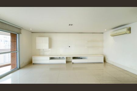 Foto 02 de apartamento à venda com 4 quartos, 200m² em Indianópolis, São Paulo