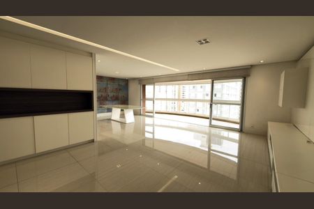 Apartamento à venda com 200m², 4 quartos e 4 vagas Apartamento à venda com 200m², 4 quartos e 4 vagasFoto 07