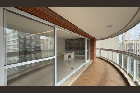 Apartamento à venda com 200m², 4 quartos e 4 vagas Apartamento à venda com 200m², 4 quartos e 4 vagasFoto 09