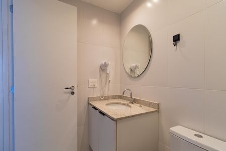 Studio para alugar com 28m², 1 quarto e sem vaga Studio para alugar com 28m², 1 quarto e sem vagaBanheiro