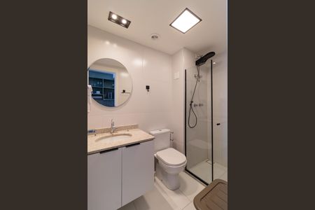 Banheiro de kitnet/studio à venda com 1 quarto, 28m² em Pompeia, São Paulo