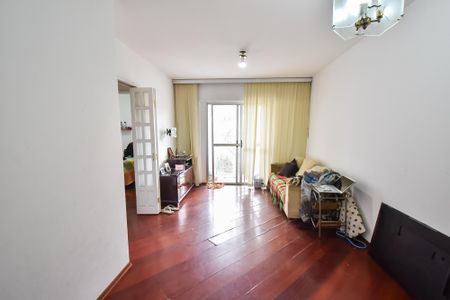 Apartamento para alugar com 76m², 2 quartos e 1 vagaSala