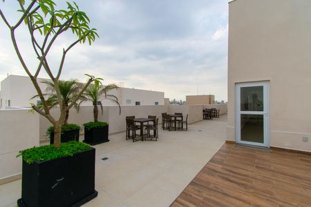 Apartamento para alugar com 33m², 2 quartos e sem vaga Apartamento para alugar com 33m², 2 quartos e sem vagaÁrea comum - Rooftop