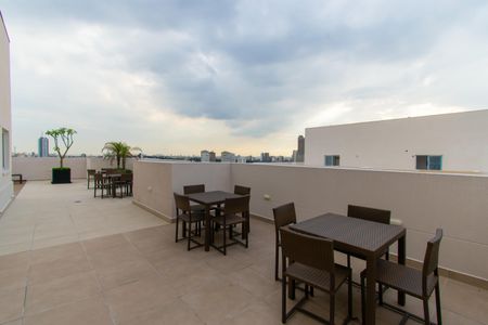 Apartamento para alugar com 33m², 2 quartos e sem vaga Apartamento para alugar com 33m², 2 quartos e sem vagaÁrea comum - Rooftop