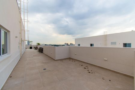 Apartamento para alugar com 33m², 2 quartos e sem vaga Apartamento para alugar com 33m², 2 quartos e sem vagaÁrea comum - Rooftop