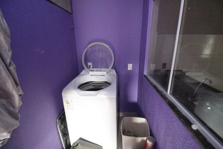 Casa para alugar com 100m², 2 quartos e sem vagaÁrea de Serviço