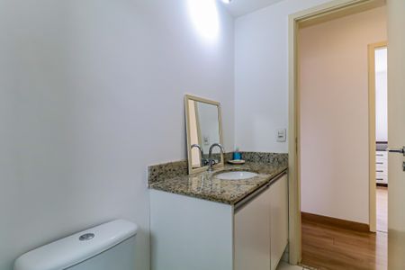Apartamento para alugar com 82m², 3 quartos e 2 vagas Apartamento para alugar com 82m², 3 quartos e 2 vagasBanheiro social