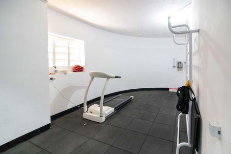 Apartamento para alugar com 82m², 3 quartos e 2 vagas Apartamento para alugar com 82m², 3 quartos e 2 vagasÁrea comum - Academia