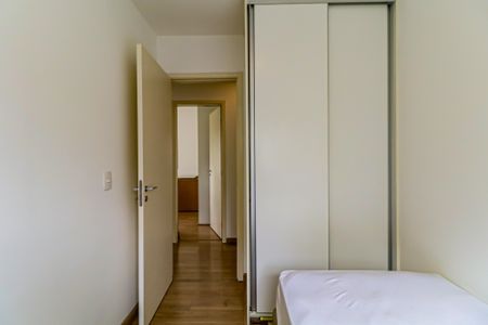 Apartamento para alugar com 82m², 3 quartos e 2 vagas Apartamento para alugar com 82m², 3 quartos e 2 vagasQuarto 01